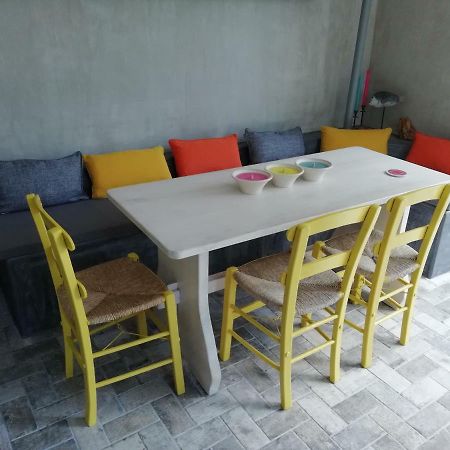 Helena Apartments 파랄리아 판탈레이모노스 외부 사진