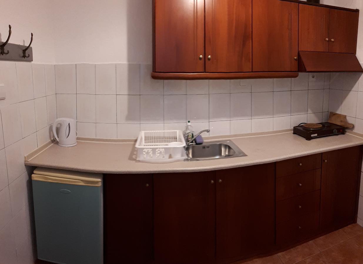 Helena Apartments 파랄리아 판탈레이모노스 외부 사진