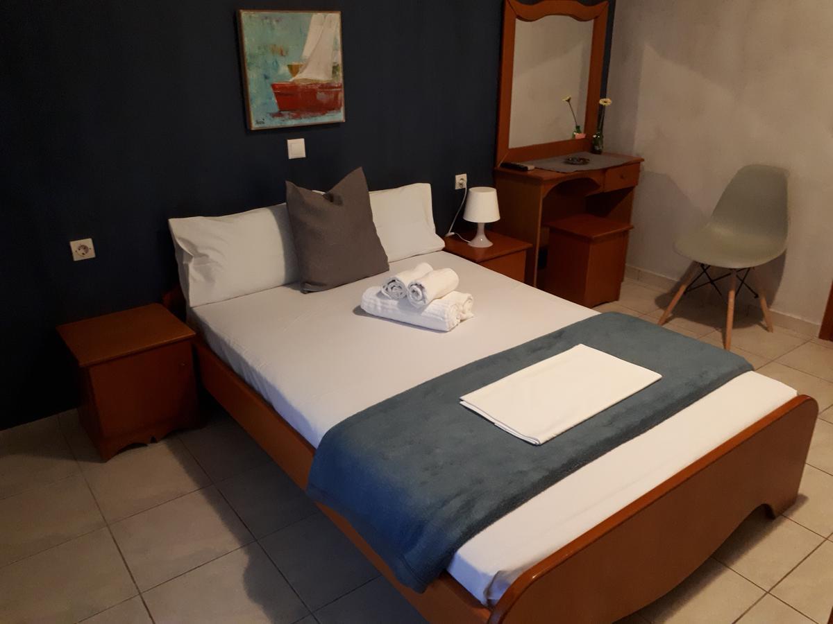Helena Apartments 파랄리아 판탈레이모노스 외부 사진