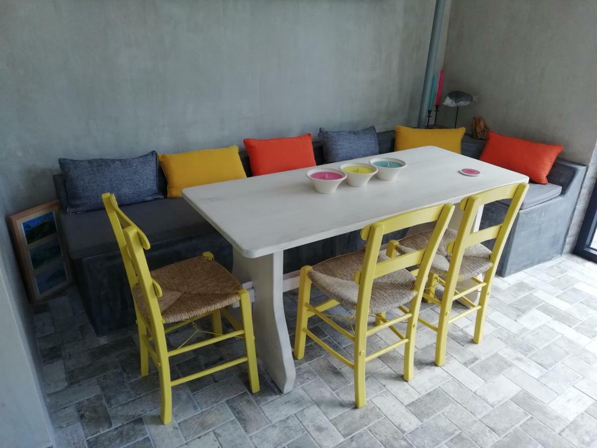 Helena Apartments 파랄리아 판탈레이모노스 외부 사진